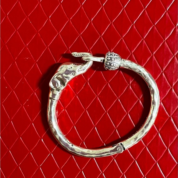 Lucky Brand Jewelry - LUCKY Brand Silver-Tone Elephant Cuff Bracelet nwot